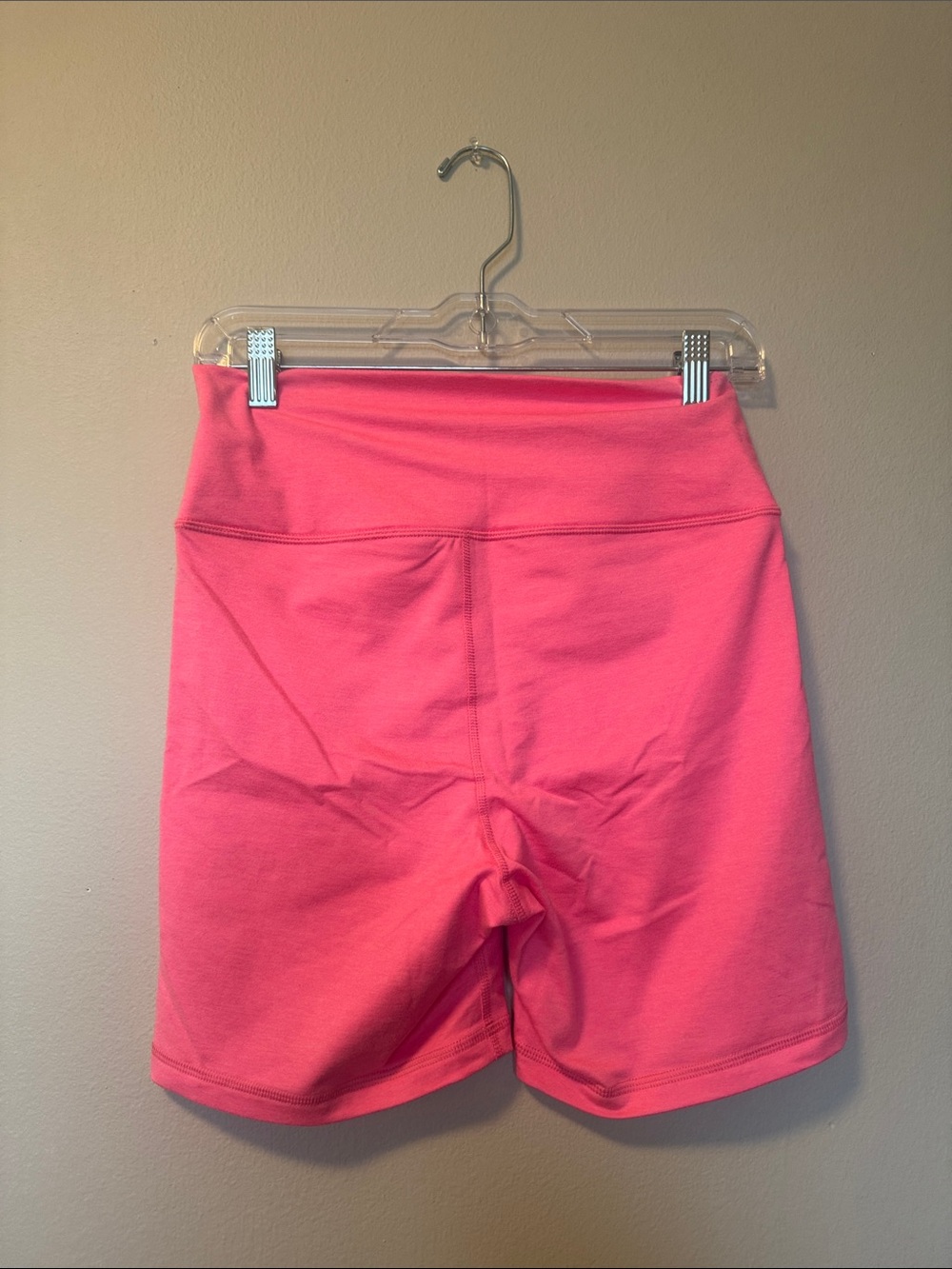 Old Navy Cloudcomfy High-Rise Pink Biker Shorts - Picture 3 of 4